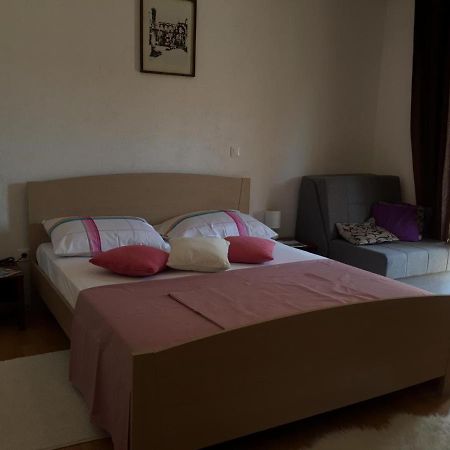 Barac Apartment Kastela Exterior photo
