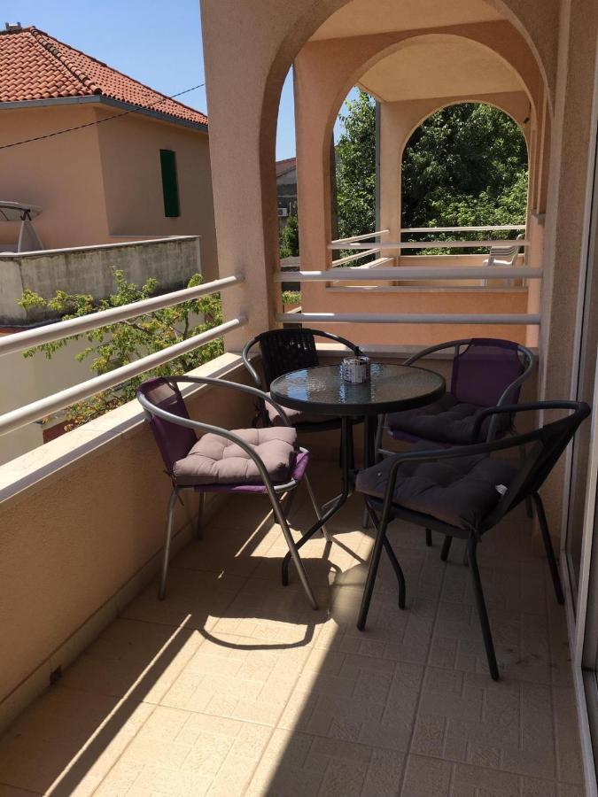 Barac Apartment Kastela Exterior photo